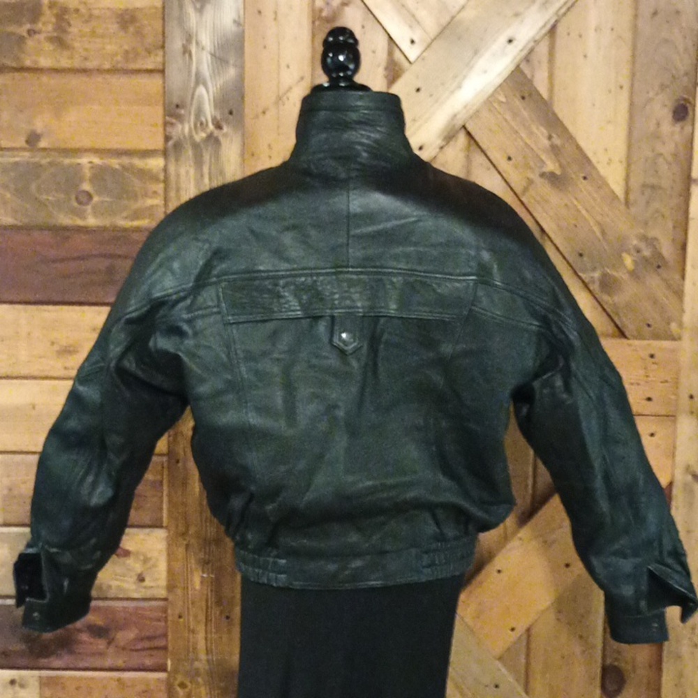 Black leather jacket - Picture 2 of 10